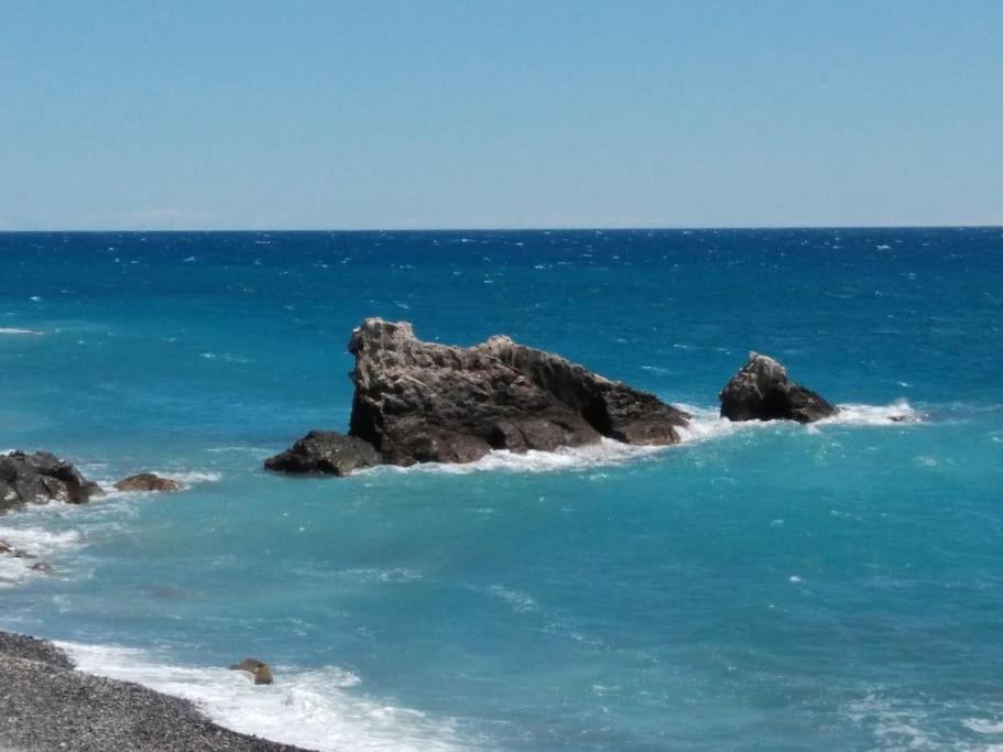 Ca Mea Lägenhet Imperia Exteriör bild